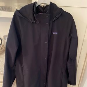 Patagonia Women’s Adze Black Parka Jacket